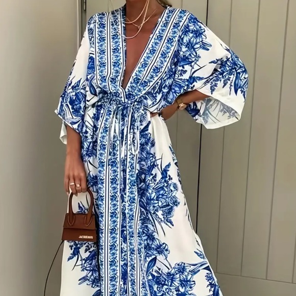 Blue And White Floral Kimono Maxi Length Belted Resort Wear Beach Cover Up - Picture 5 of 6